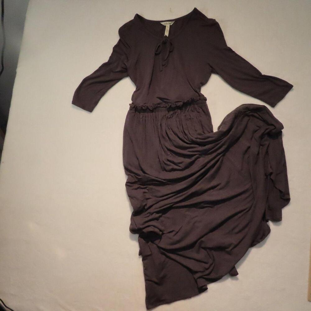The Matilda Jane Choose Your Own Path Gray Midi Dress in size S features an asym